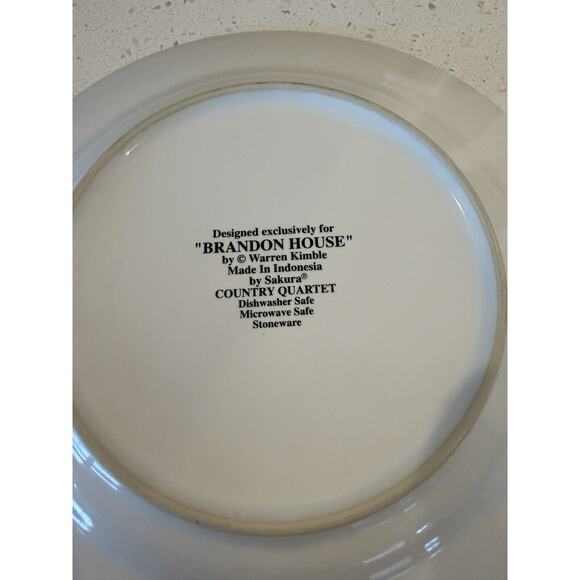 Sakura Warren Kimble Country Quartet Brandon House Chicken Plates 8" Set of 2 - Picture 2 of 9